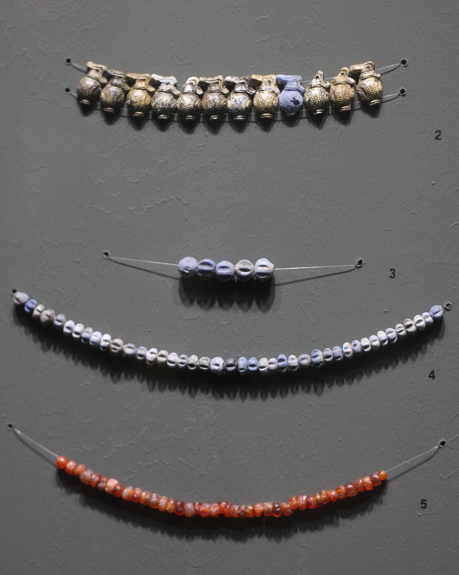 Golden Mycenaean Age Necklace Volos Museum